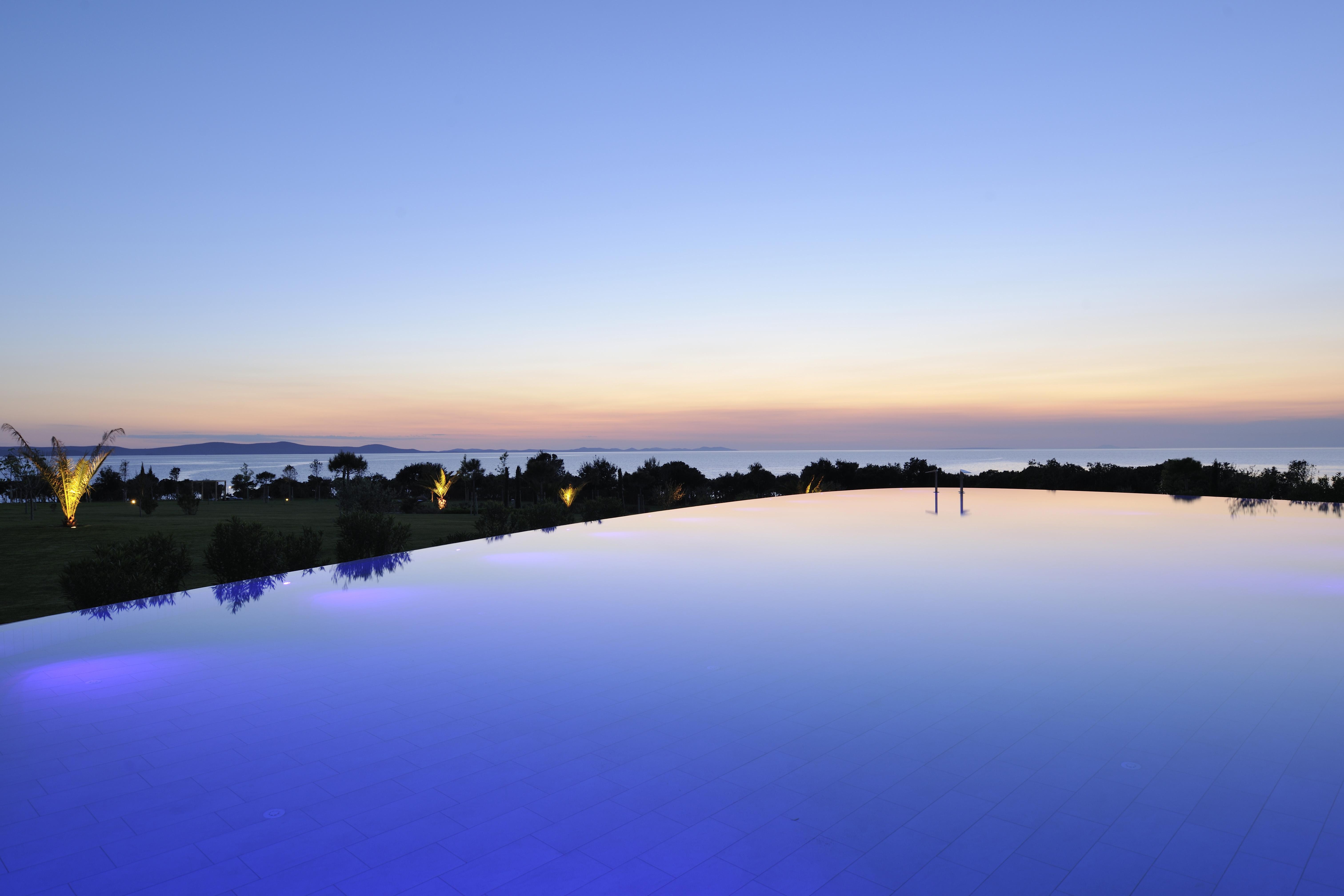 Falkensteiner Hotel & Spa Iadera Petrcane Εξωτερικό φωτογραφία Sunset at the resort