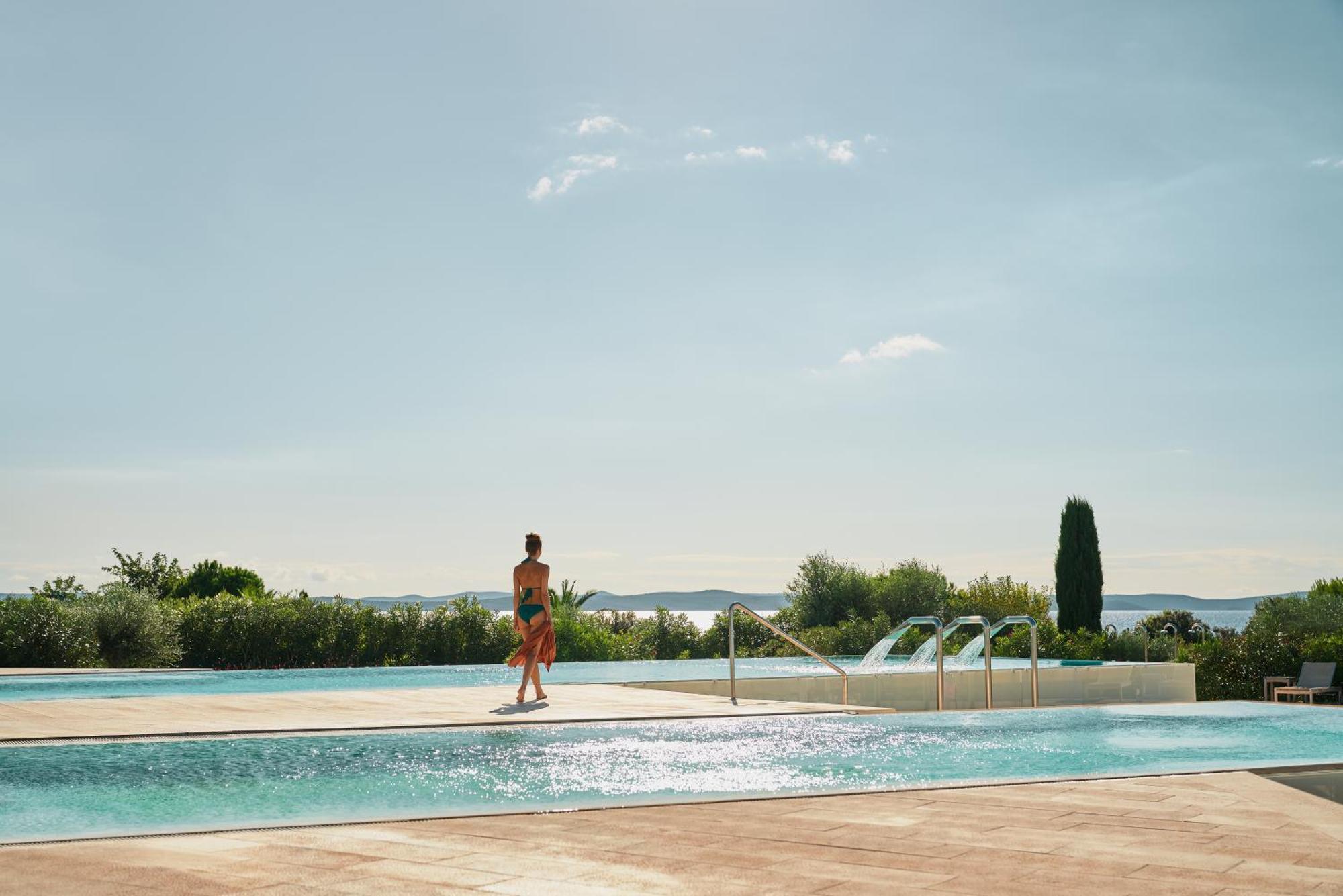 Falkensteiner Hotel & Spa Iadera Petrcane Εξωτερικό φωτογραφία The swimming pool at the hotel